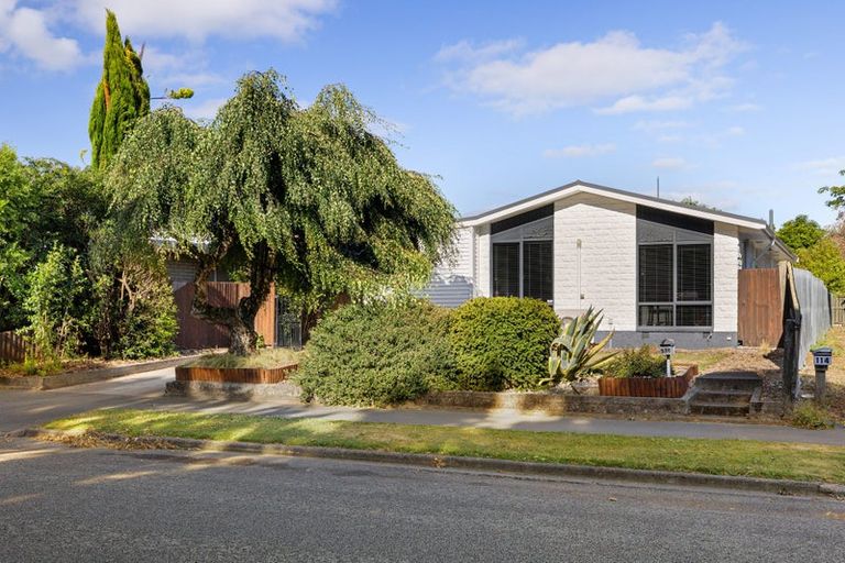 Photo of property in 116 Grimseys Road, Redwood, Christchurch, 8051