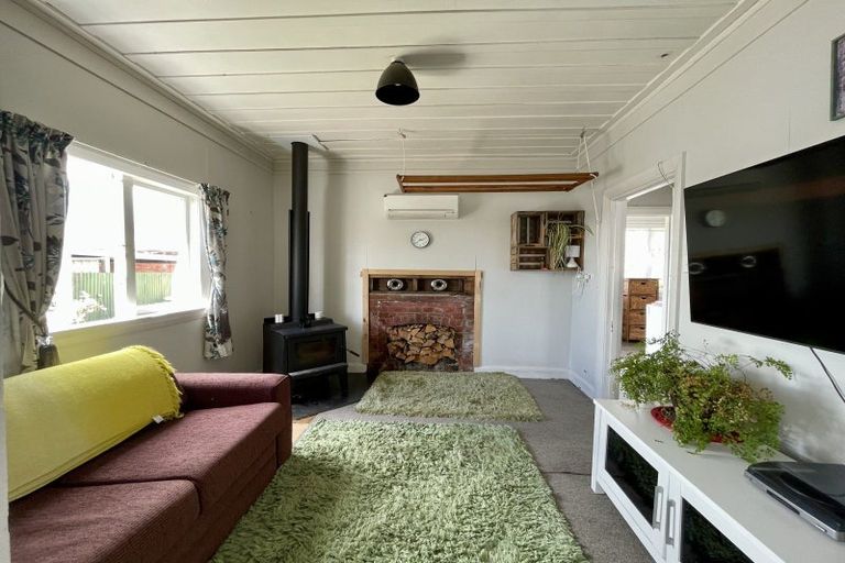 Photo of property in 1 Harborough Street, Watlington, Timaru, 7910