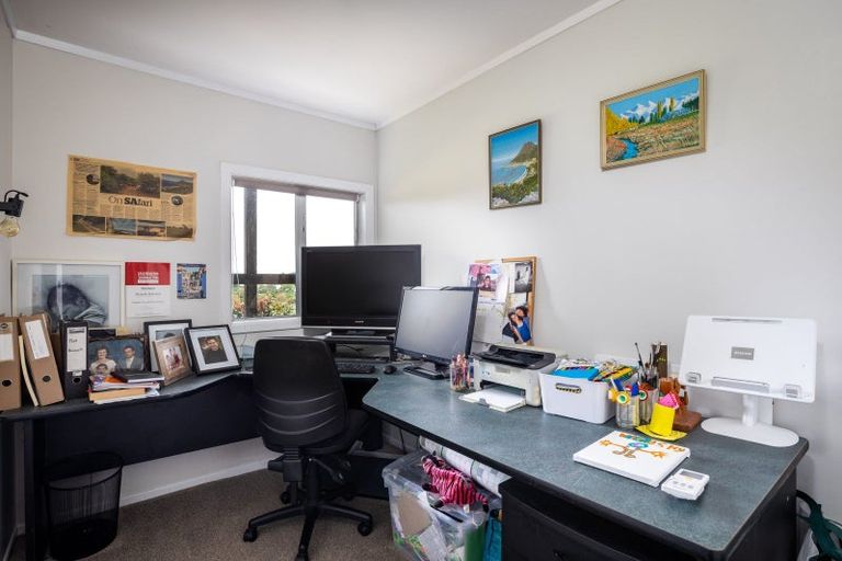 Photo of property in 11 Cowling Road, Hurdon, New Plymouth, 4310