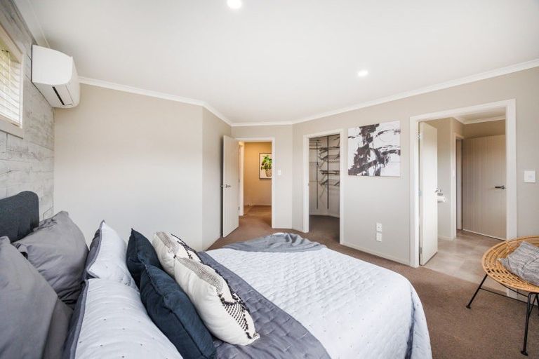Photo of property in 7 Lorenzo Place, Kelvin Grove, Palmerston North, 4414