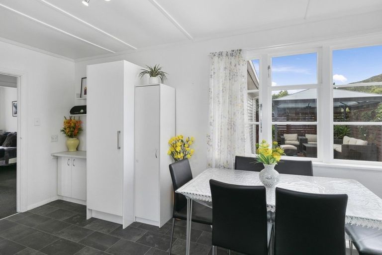 Photo of property in 71 Sladden Street, Naenae, Lower Hutt, 5011