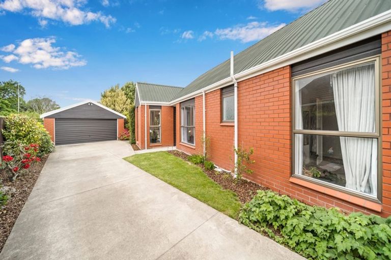 Photo of property in 6 Omega Place, Casebrook, Christchurch, 8051