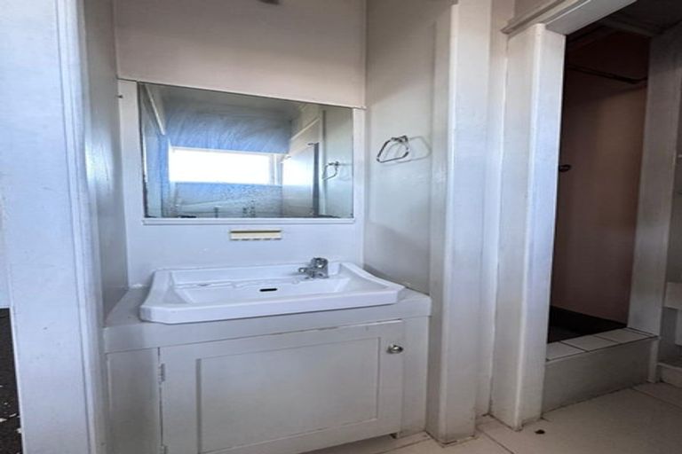 Photo of property in 140 Tui Road, Papatoetoe, Auckland, 2025