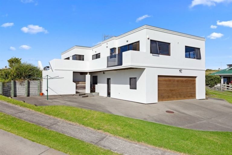 Photo of property in 15 Anchorage Grove, Coastlands, Whakatane, 3120