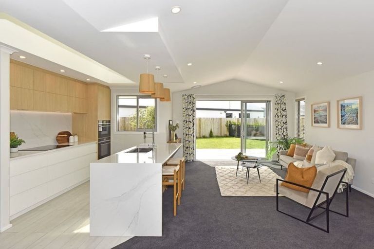 Photo of property in 8 Manarola Road, Halswell, Christchurch, 8025