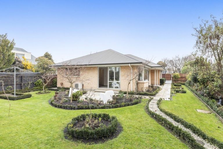Photo of property in 109 Opawa Road, Opawa, Christchurch, 8023