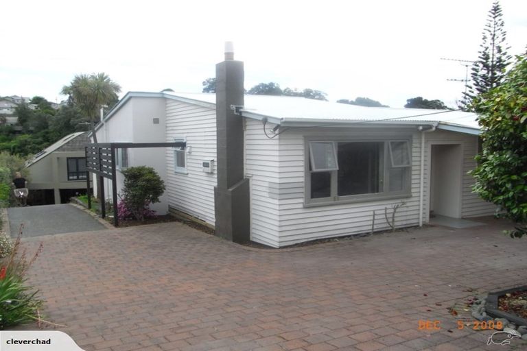 Photo of property in 2/21 Omana Road, Milford, Auckland, 0620