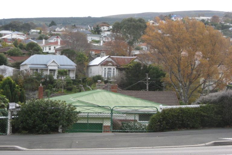 Photo of property in 32 Kaikorai Valley Road, Kaikorai, Dunedin, 9010