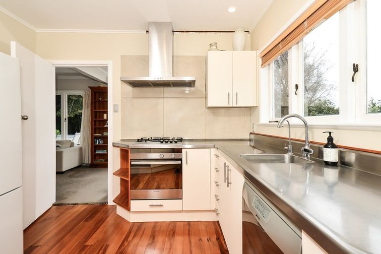 Photo of property in 43 Gibson Road, Dinsdale, Hamilton, 3204