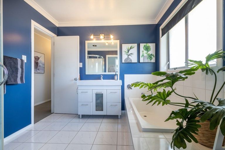 Photo of property in 17 Buckland Place, Cambridge, 3434