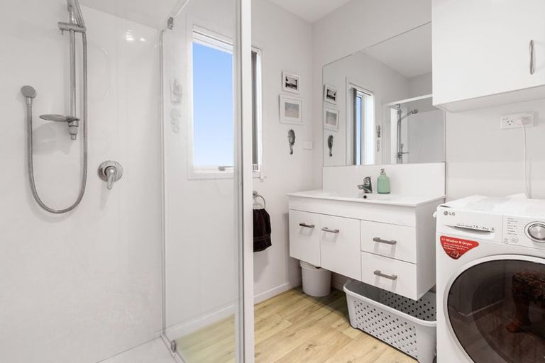 Photo of property in 11 Kamahi Crescent, Papamoa Beach, Papamoa, 3118