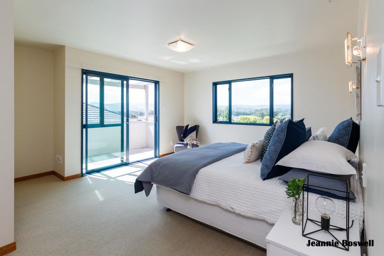 Photo of property in 55 Royal Oak Drive, Kelvin Grove, Palmerston North, 4414