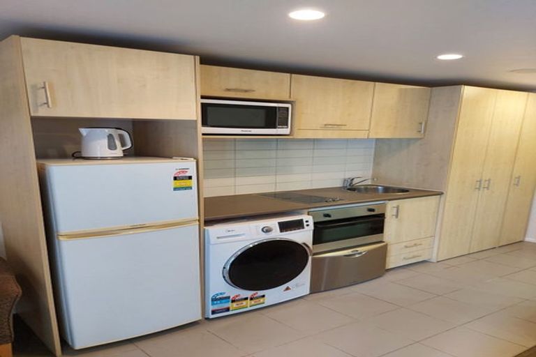 Photo of property in 23 Emily Place, Bellevue, Tauranga, 3110