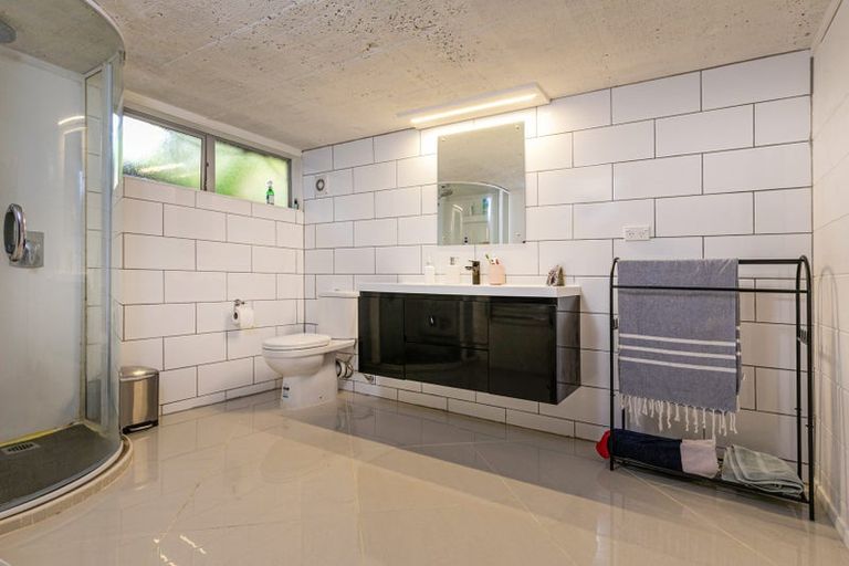 Photo of property in 1/757 West Coast Road, Oratia, Auckland, 0604