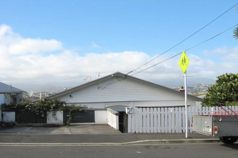 Photo of property in 43 Overtoun Terrace, Hataitai, Wellington, 6021