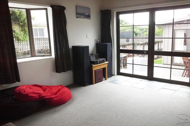 Photo of property in 259 Huatoki Street, Upper Vogeltown, New Plymouth, 4310