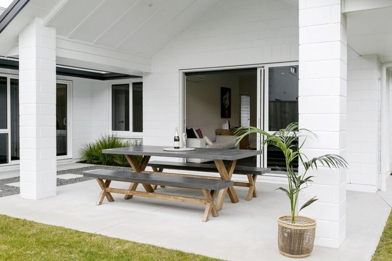 Photo of property in 4 Huka Heights Drive, Rangatira Park, Taupo, 3330