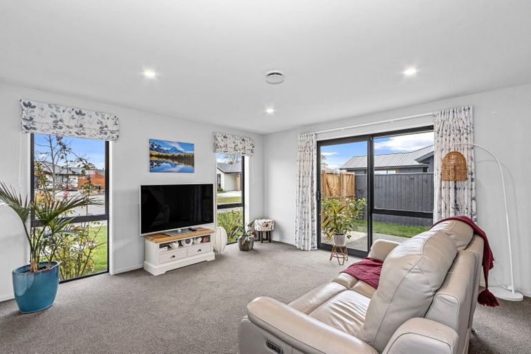 Photo of property in 6 Altai Place, Rolleston, 7615