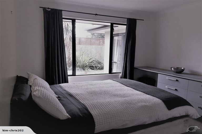 Photo of property in 8a Kenwyn Avenue, St Albans, Christchurch, 8052