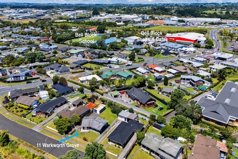 Photo of property in 11 Warkworth Grove, Bell Block, New Plymouth, 4312