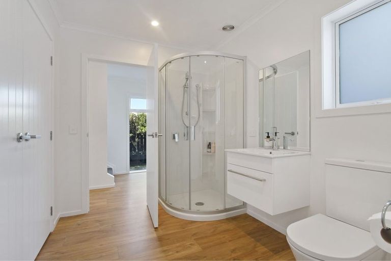 Photo of property in 6b Goble Road, Clarks Beach, Pukekohe, 2679