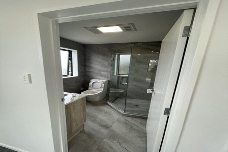 Photo of property in 14c Galsworthy Place, Bucklands Beach, Auckland, 2014