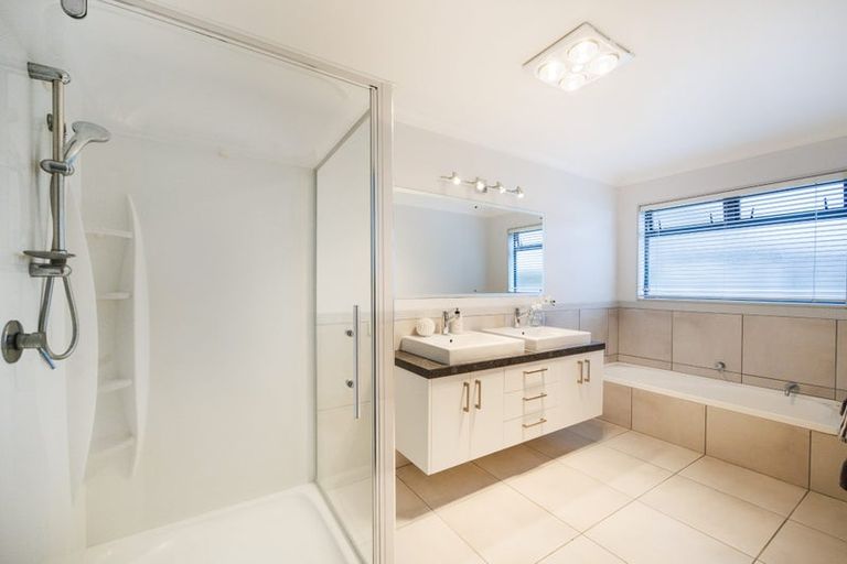 Photo of property in 22 Oak Crescent, Ashhurst, 4810