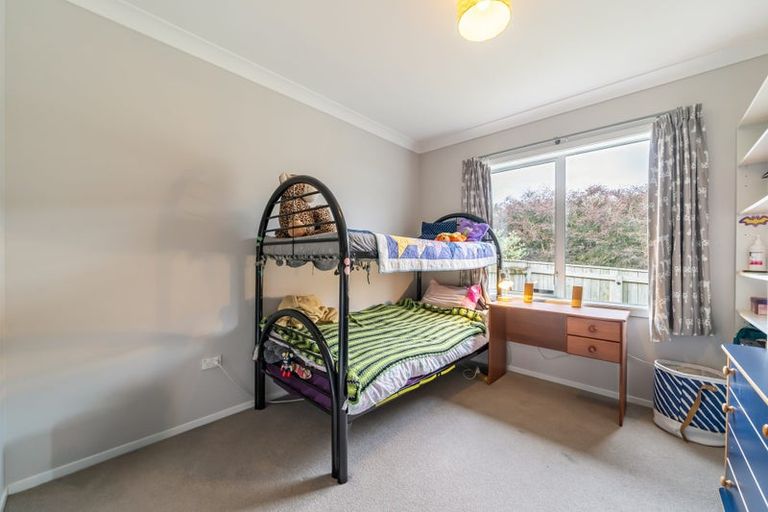 Photo of property in 21 Flotilla Place, Whitby, Porirua, 5024
