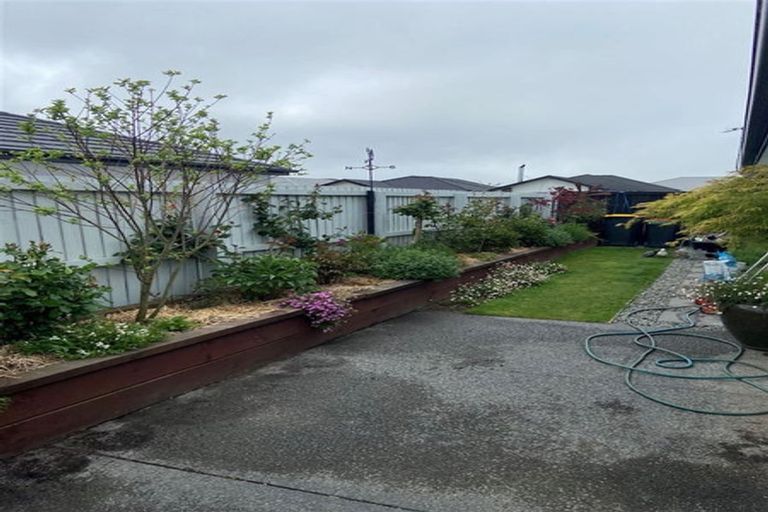 Photo of property in 30 Packard Crescent, Halswell, Christchurch, 8025