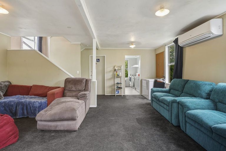 Photo of property in 136 Saint David Street, North Dunedin, Dunedin, 9016