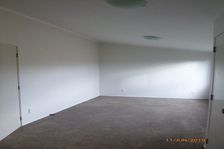 Photo of property in 1/1 Eastwood Rise, Browns Bay, Auckland, 0630