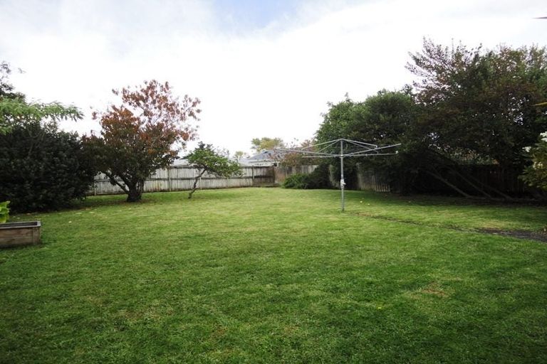 Photo of property in 85 Tiraumea Drive, Pakuranga, Auckland, 2010