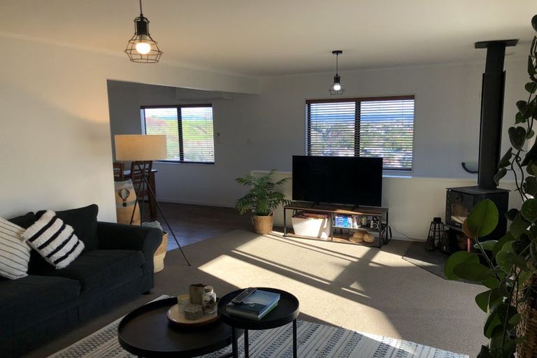 Photo of property in 18 Pelorus Street, Welcome Bay, Tauranga, 3112