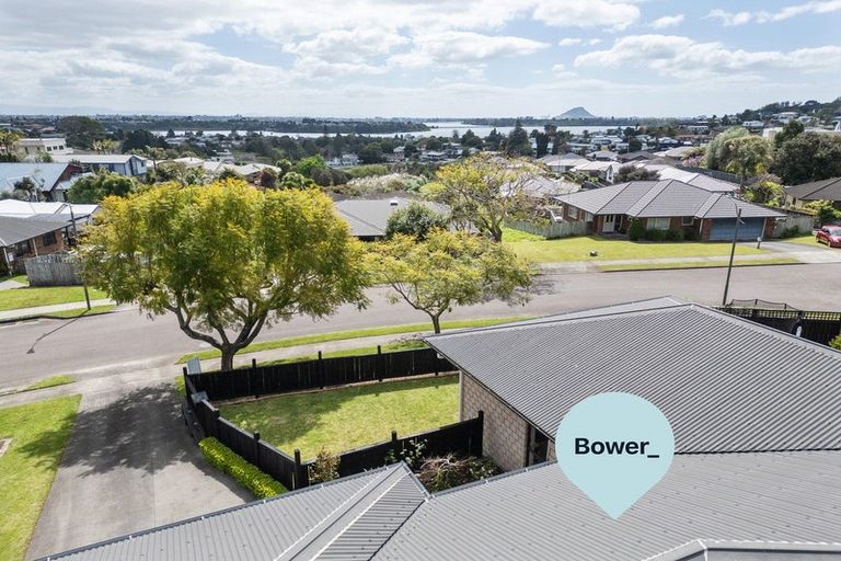 Photo of property in 18 Discovery Avenue, Welcome Bay, Tauranga, 3112