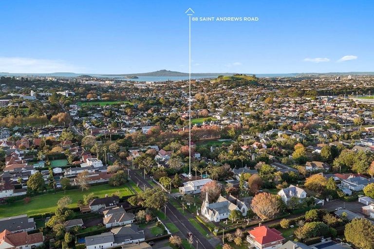 Photo of property in 18b Stratford Avenue, Milford, Auckland, 0620