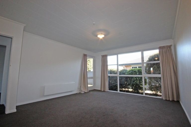 Photo of property in 676 Main Street, Palmerston North, 4414
