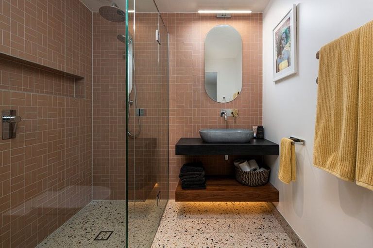 Photo of property in 50 Castor Bay Road, Castor Bay, Auckland, 0620