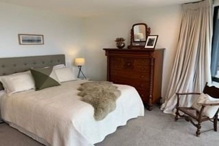 Photo of property in 3 Sanscrit Place, Richmond Hill, Christchurch, 8081