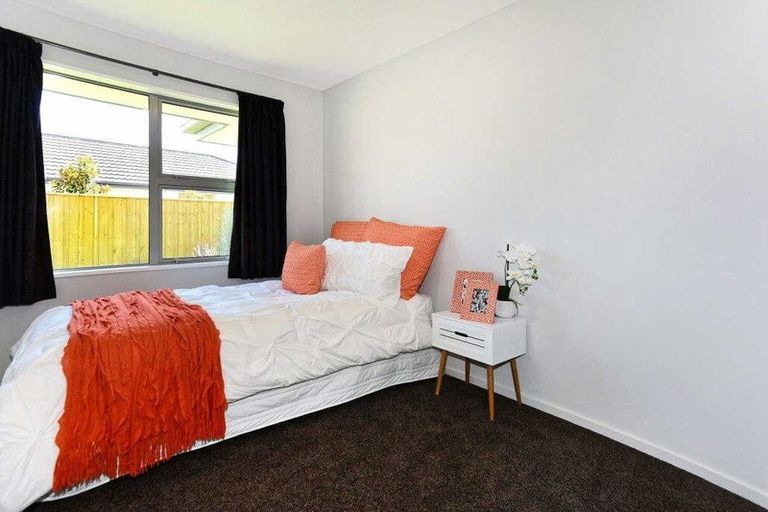 Photo of property in 10 Burford Way, Rolleston, 7615