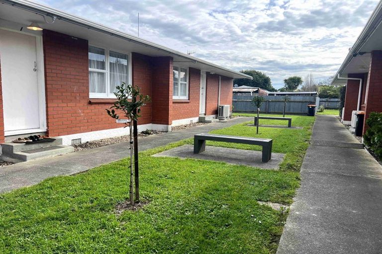 Photo of property in 451 Featherston Street, Palmerston North, 4414