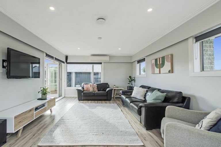 Photo of property in 9 Bellina Place, Broomfield, Christchurch, 8042