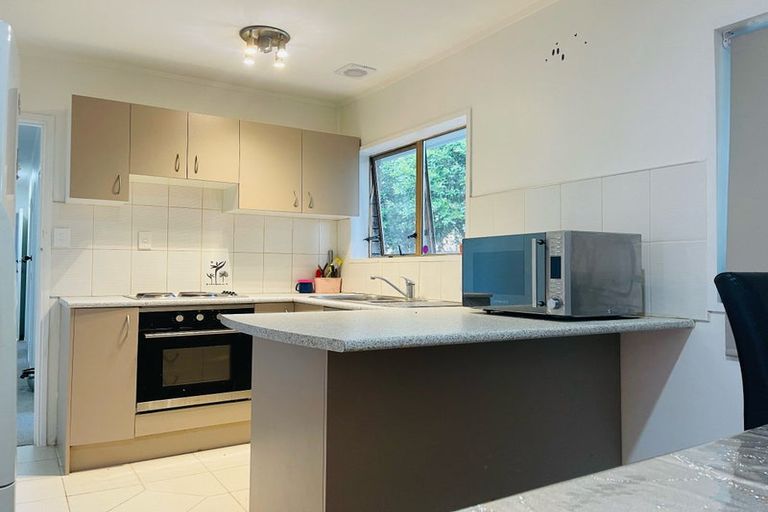 Photo of property in 2/15 Hayward Road, Papatoetoe, Auckland, 2025