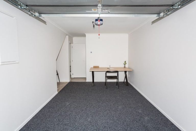 Photo of property in 6 Breakwater Way, Whitby, Porirua, 5024