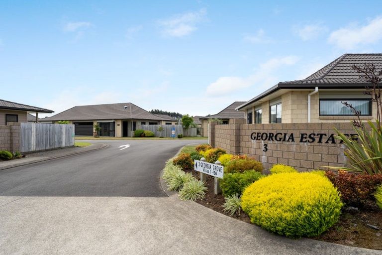 Photo of property in Georgia Estate, 21/3 Georgia Grove, Paraparaumu, 5032