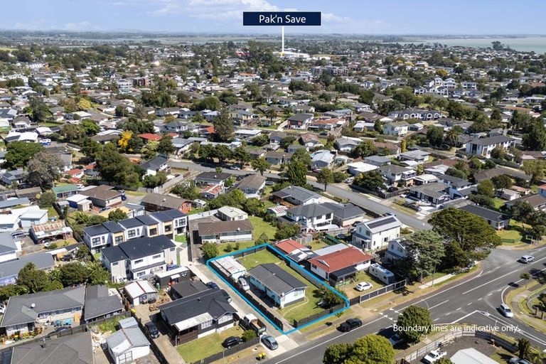 Photo of property in 6 Burbank Avenue, Manurewa, Auckland, 2102