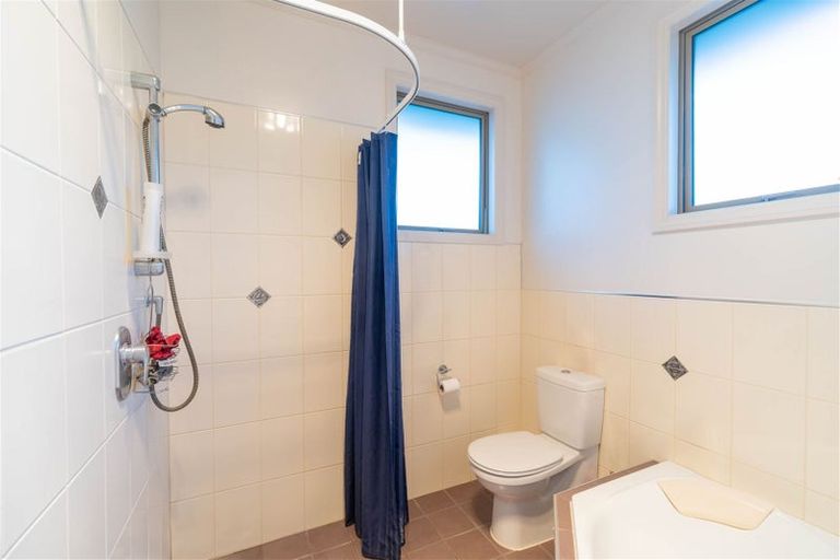 Photo of property in 11 Hawea Place, Te Anau, 9600