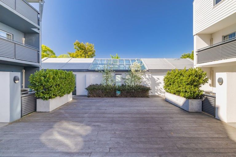 Photo of property in Amuri Park Apartments, 28/280 Bealey Avenue, Christchurch Central, Christchurch, 8013