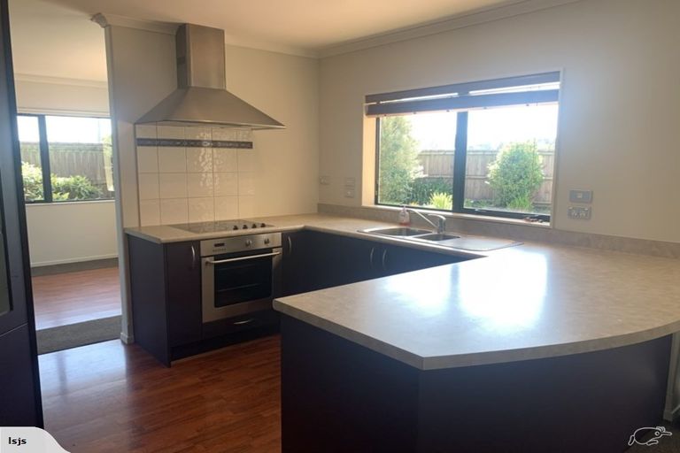 Photo of property in 6 Peel Close, Rolleston, 7614