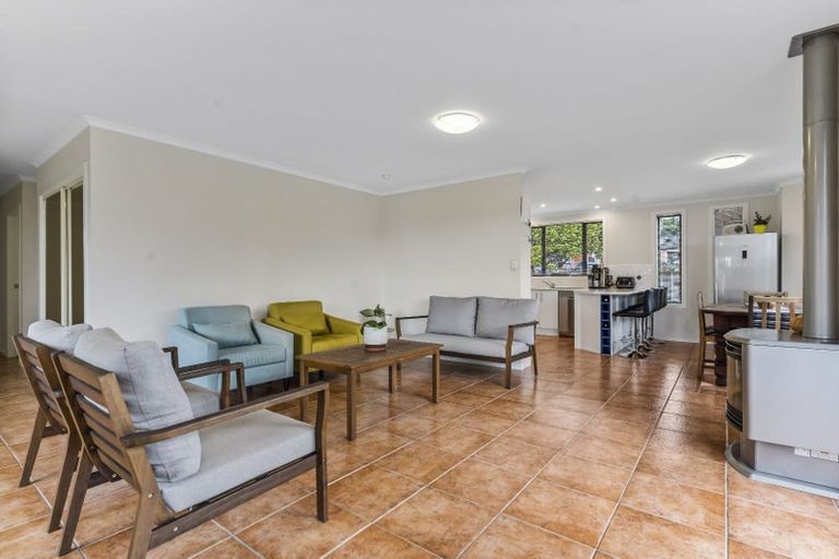 Photo of property in 3 Annamoe Place, East Tamaki, Auckland, 2013