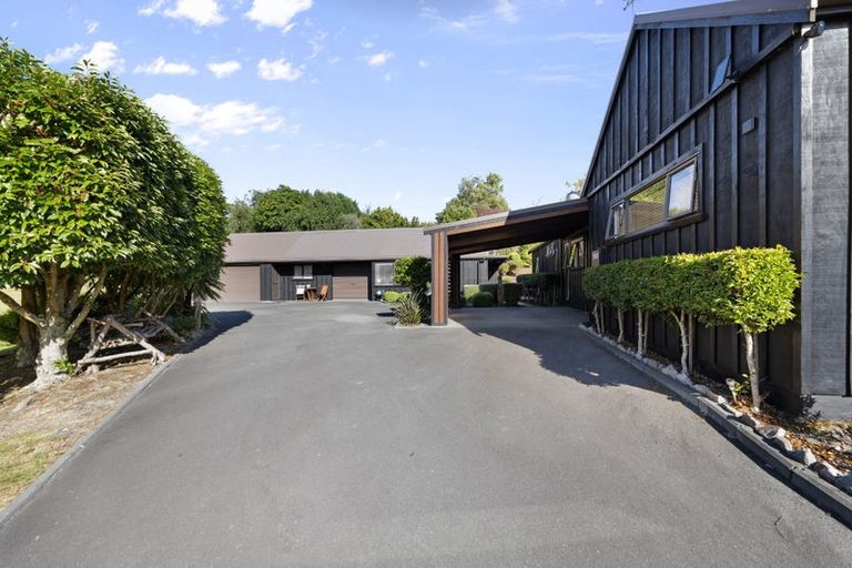 Photo of property in 29 Glen Mohr, Acacia Bay, Taupo, 3385